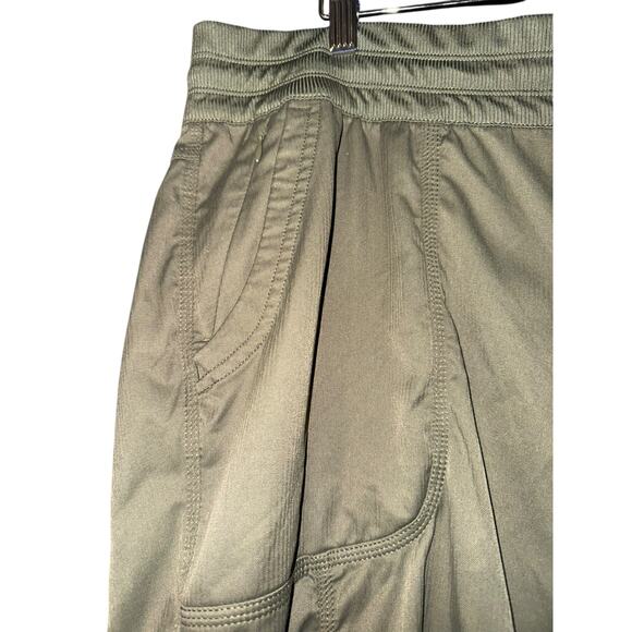 The North Face Aphrodite 2.0 Hiking Capri Women XXL Olive Green Outdoors Camping - Picture 3 of 9
